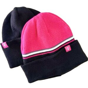 🩷 New T Mobile Reversible Knit Beanie Black Pink 2025 Style T-Mobile